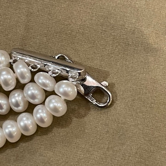 Vintage Imperial Sterling Pearl Necklace Carved Cameo Necklace - Picture 10 of 10